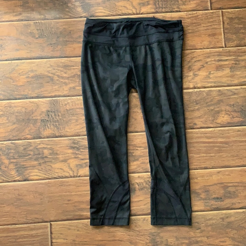 Cropped lululemon leggings